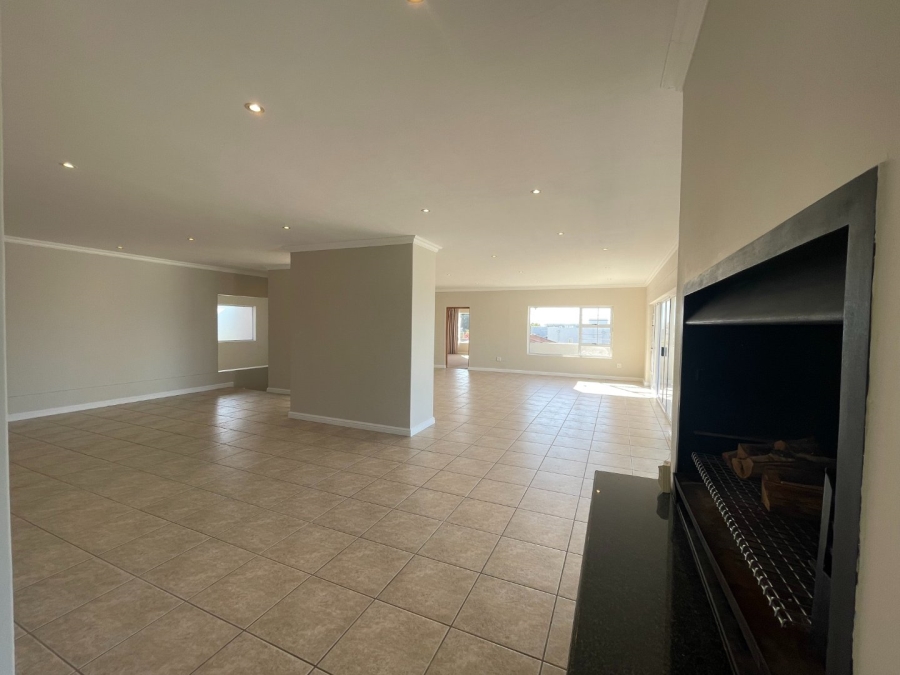 7 Bedroom Property for Sale in Cutty Sark Western Cape